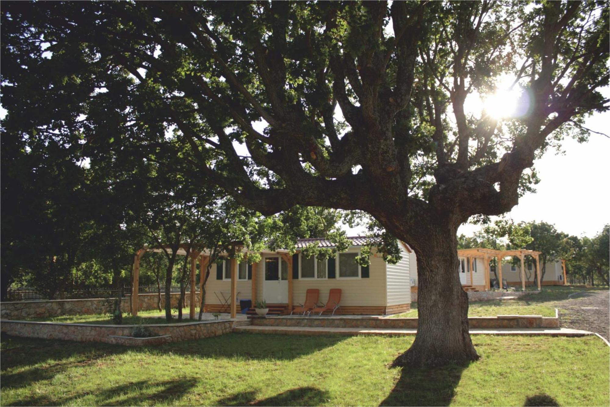 Micanovi Dvori Mobile Home Village Zrmanja Obrovac Extérieur photo